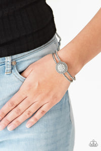 Paparazzi Jewelry & Accessories - Definitely Dazzling - White Bracelet. Bling By Titia Boutique