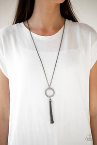 Paparazzi Jewelry & Accessories - Straight To The Top - Black Necklace. Bling By Titia Boutique