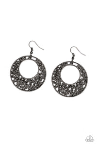Paparazzi Jewelry & Accessories - Wistfully Winchester - Black Earrings. Bling By Titia Boutique