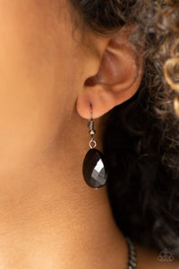 Paparazzi Jewelry & Accessories - Vixen Conviction - Black Necklace. Bling By Titia Boutique