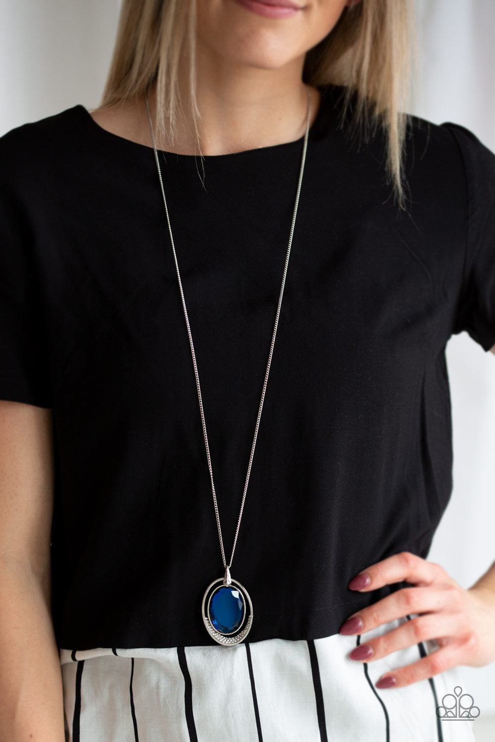 Seasonal Sophistication - Blue Necklace - Paparazzi Accessories –  Sassysblingandthings