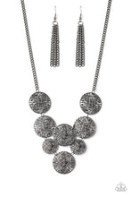 Load image into Gallery viewer, Paparazzi Accessories - Malibu Idol - Black Necklace