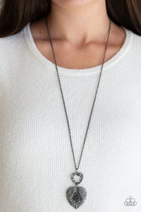 Paparazzi Jewelry & Accessories - Garden Lovers - Silver Necklace. Bling By Titia Boutique