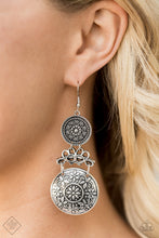 Load image into Gallery viewer, Paparazzi Jewelry &amp; Accessories - Glimpses of Malibu - August 2020. Bling By Titia Boutique