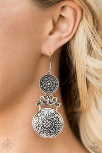 Paparazzi Jewelry & Accessories - Glimpses of Malibu - August 2020. Bling By Titia Boutique