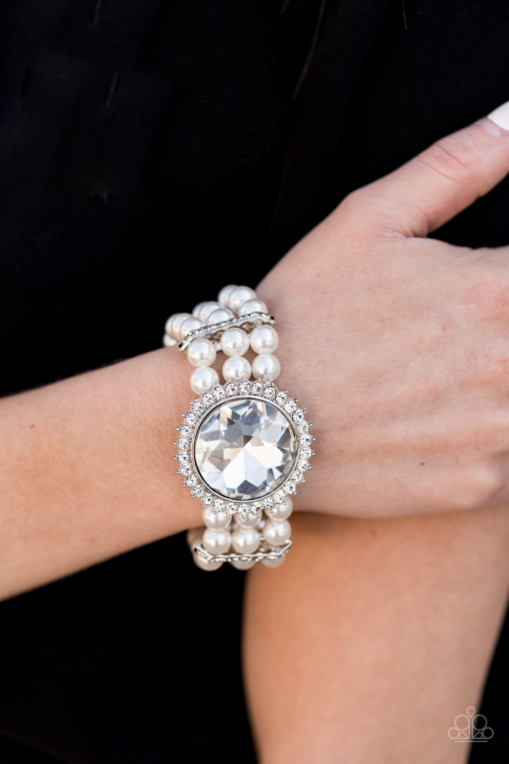 Paparazzi Jewelry & Accessories - Speechless Sparkle - White Bracelet. Bling By Titia Boutique