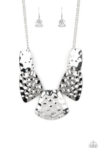 Load image into Gallery viewer, Paparazzi Jewelry &amp; Accessories - HAUTE Plates - Silver Necklace. Bling By Titia Boutique