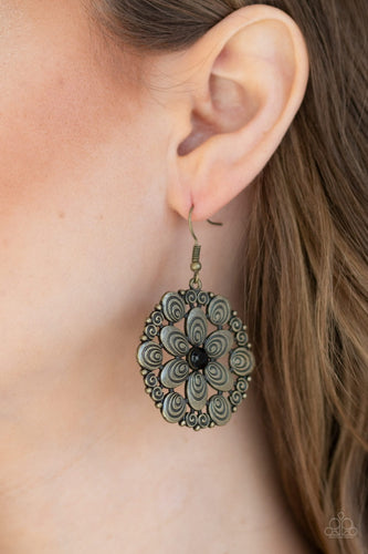 Paparazzi Jewelry & Accessories - Grove Groove - Black Earrings. Bling By Titia Boutique
